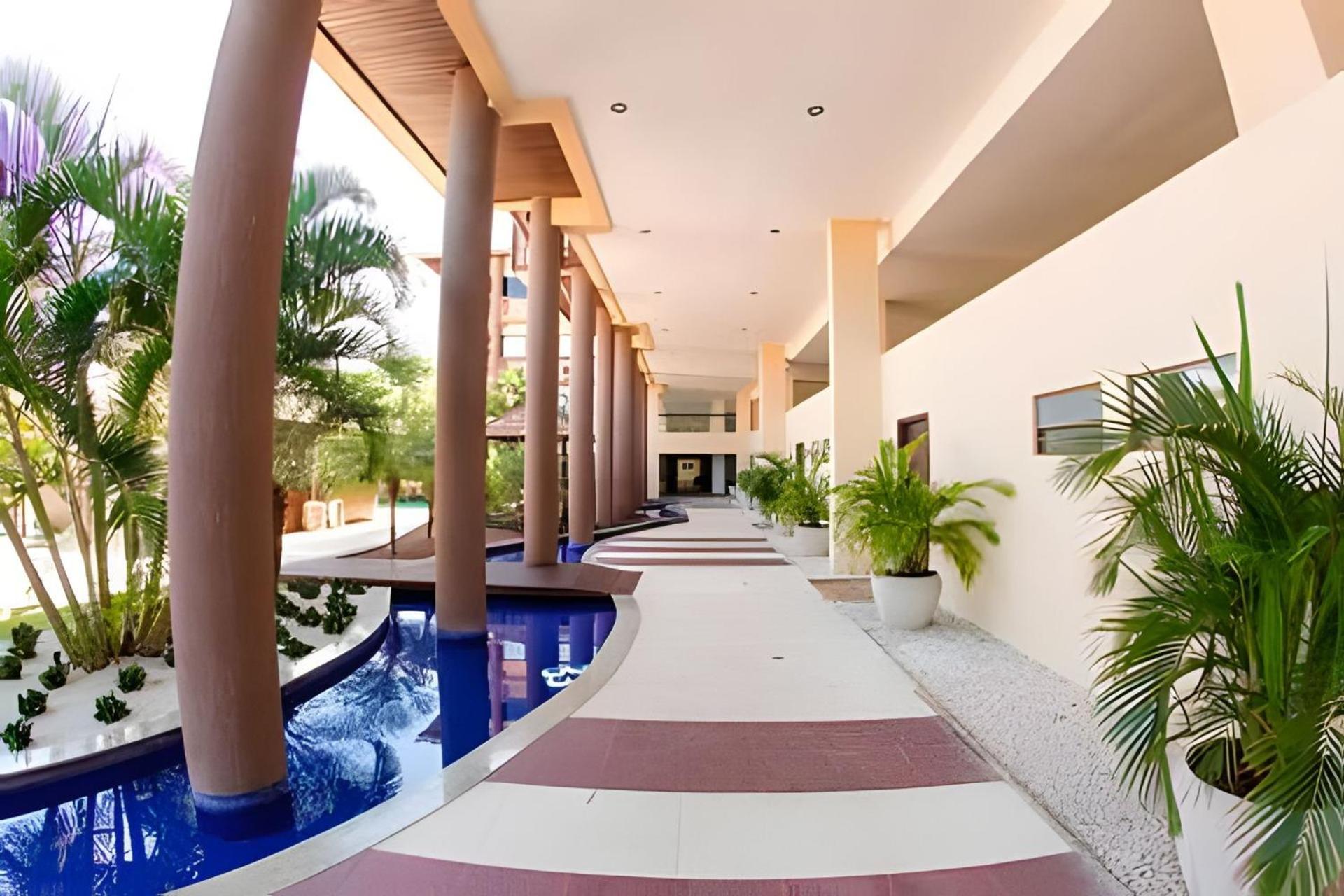Barra Bali Service Resort